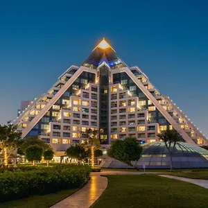 Otel Raffles, Dubai